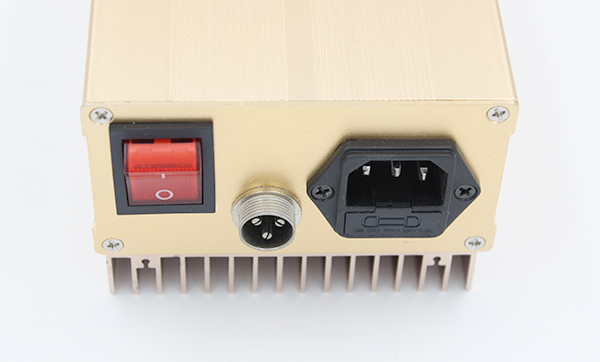 SDVC32-L数字调频直线振动控制器